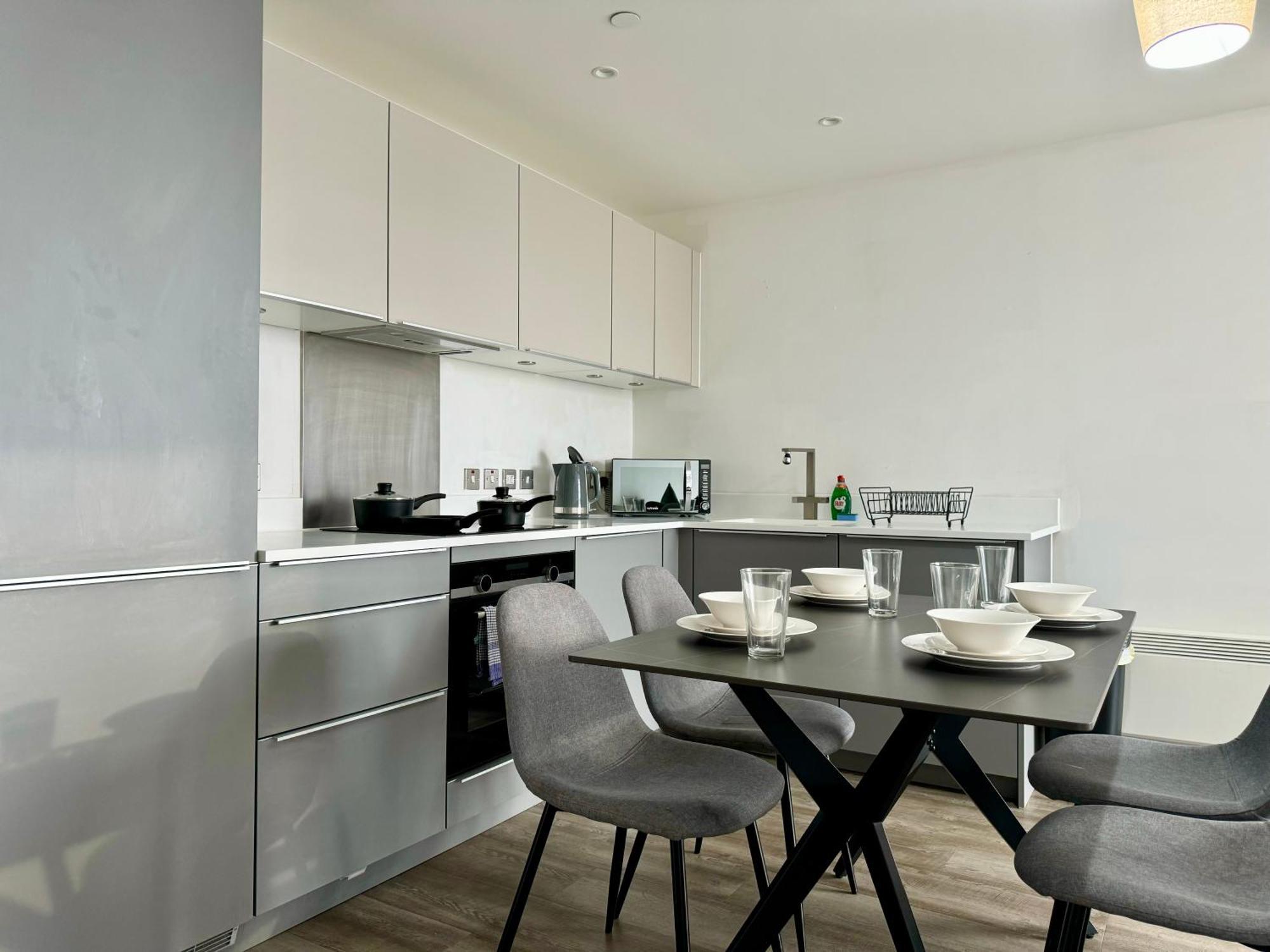Premium Deals L Last-Minute Stay L 4 Min Walk To Birmingham Central Library L 18Th Floor 2 Bed 2 Bath City Centre Penthouse With Gym & Netflix By Jvt Short Lets Εξωτερικό φωτογραφία
