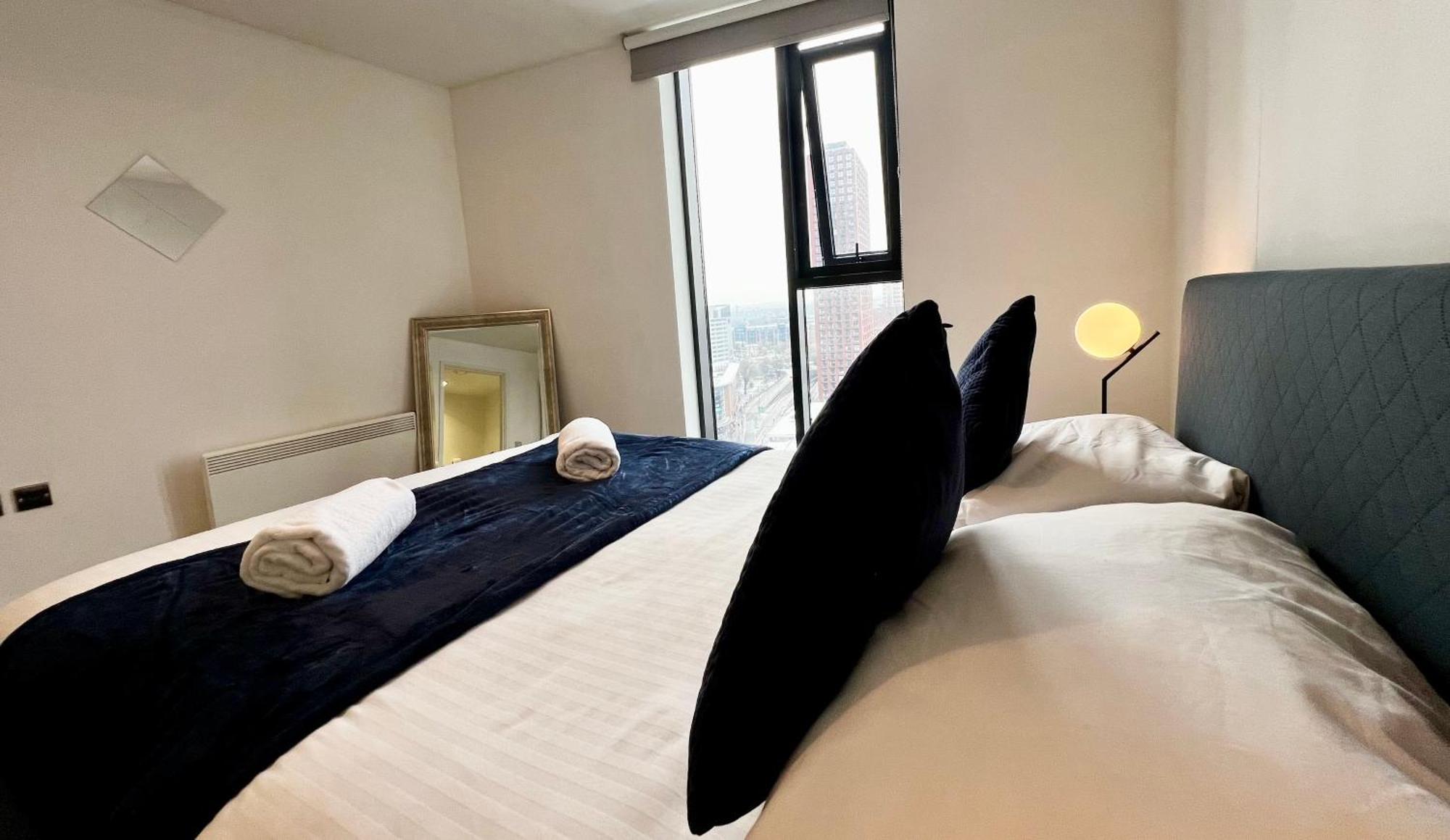 Premium Deals L Last-Minute Stay L 4 Min Walk To Birmingham Central Library L 18Th Floor 2 Bed 2 Bath City Centre Penthouse With Gym & Netflix By Jvt Short Lets Εξωτερικό φωτογραφία