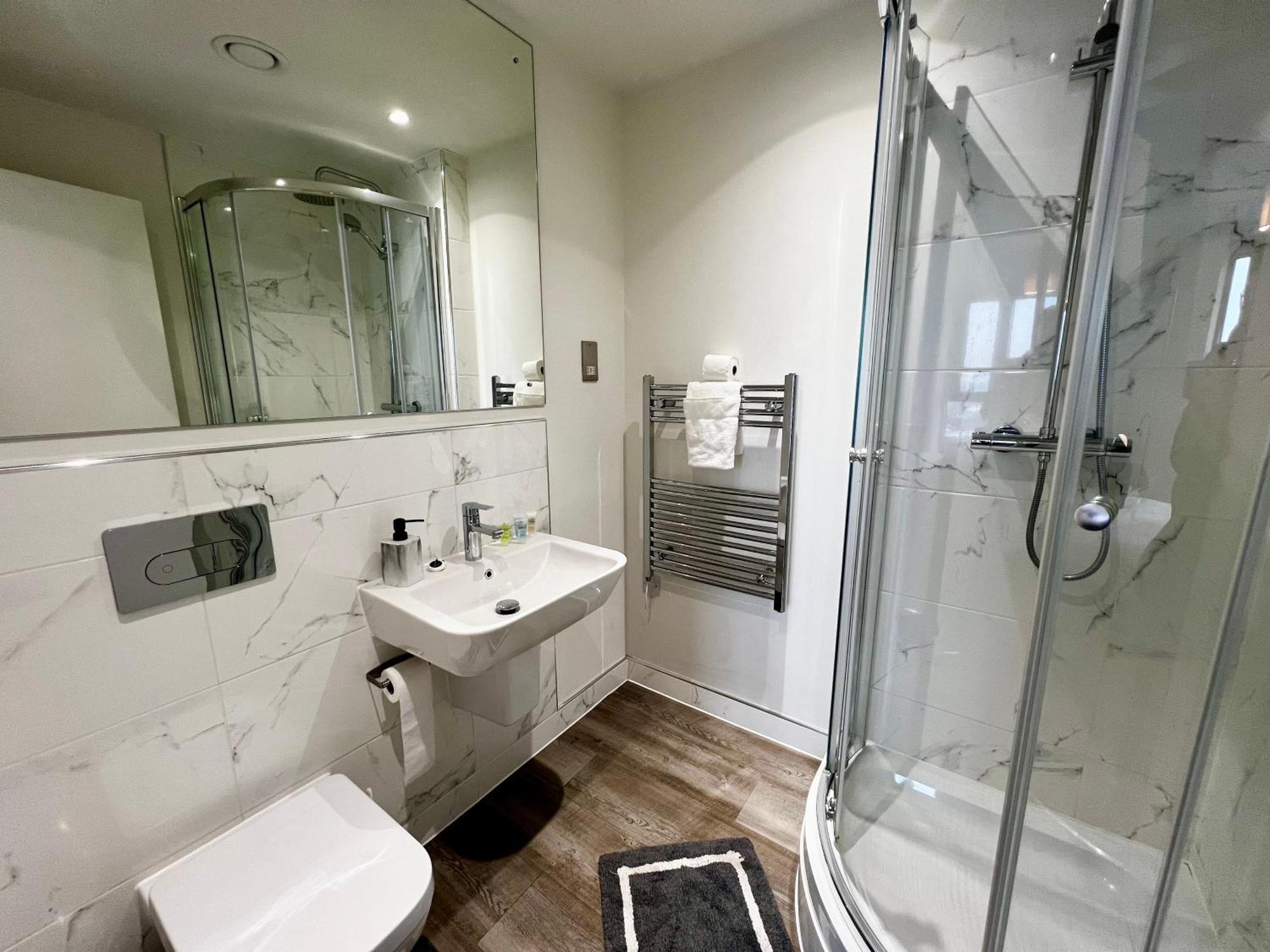 Premium Deals L Last-Minute Stay L 4 Min Walk To Birmingham Central Library L 18Th Floor 2 Bed 2 Bath City Centre Penthouse With Gym & Netflix By Jvt Short Lets Εξωτερικό φωτογραφία